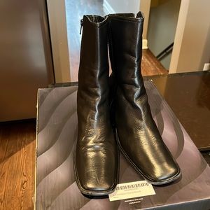 Coach boots size 9 great price and condition!